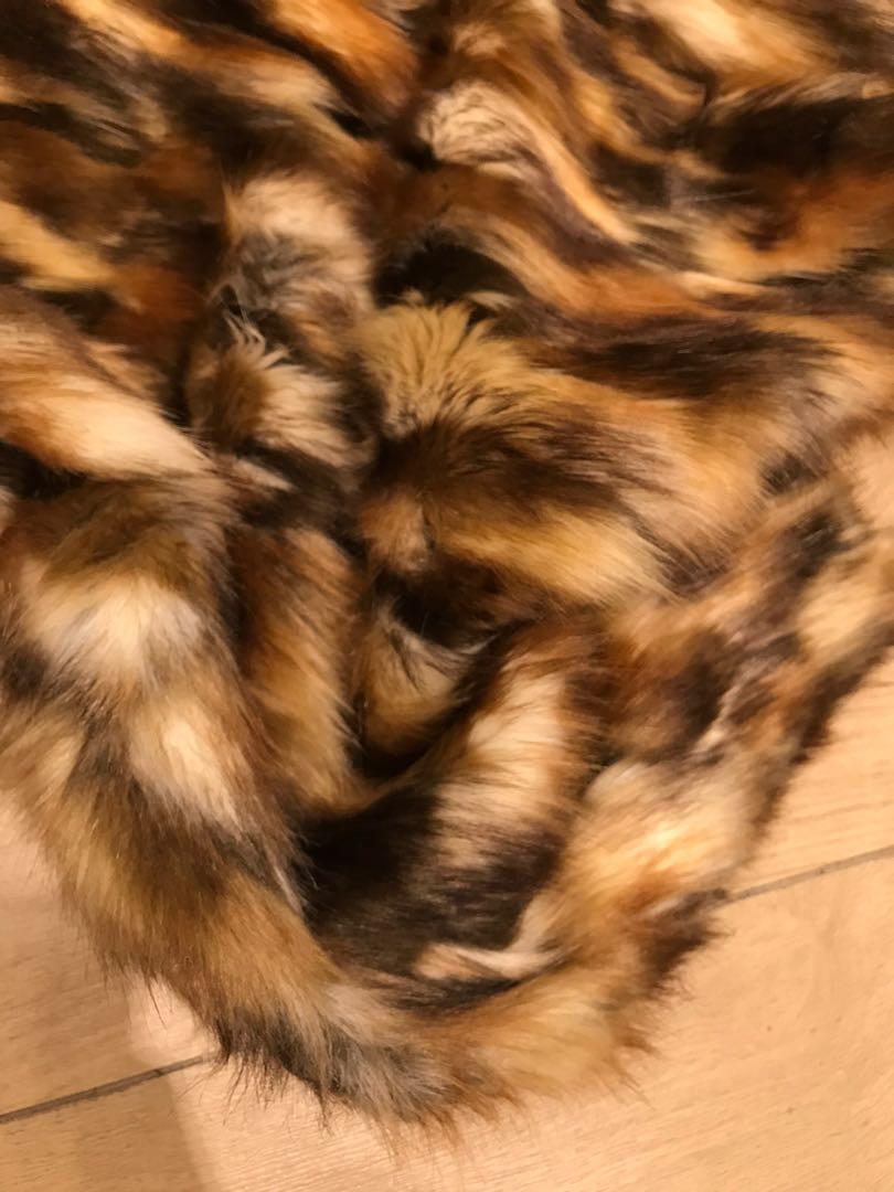 H M FAUX FUR THROWS BLANKETS Furniture Home Living Furniture Bed Frames Mattresses on Carousell