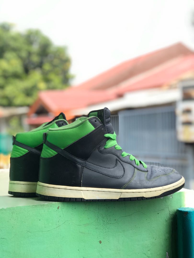 nike dunks forest green
