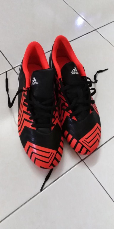 kasut bola adidas predator