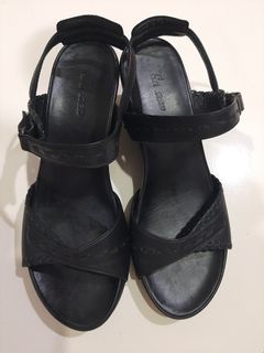 由 goldmouse (刊登 ID 1013093677，圖片 1) 提交，位於 的 (類別：)，說明：。