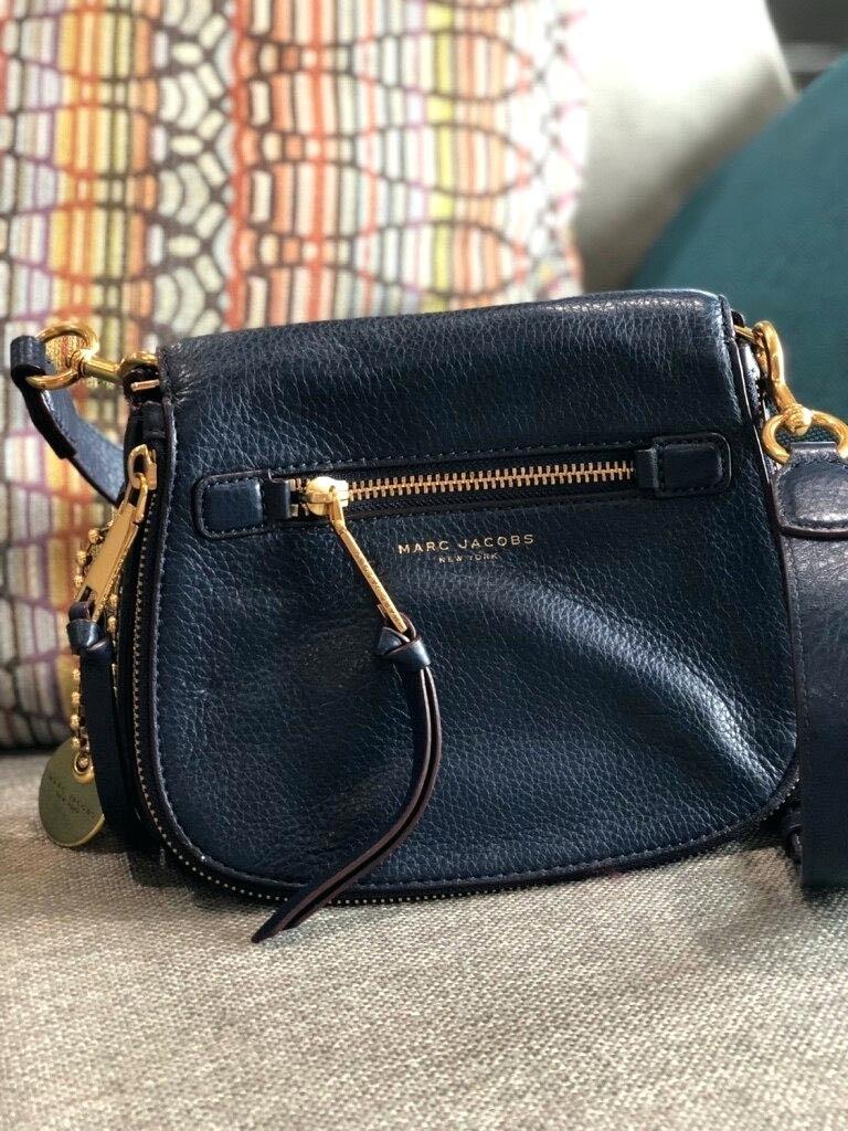 Recruit shop saddle bag