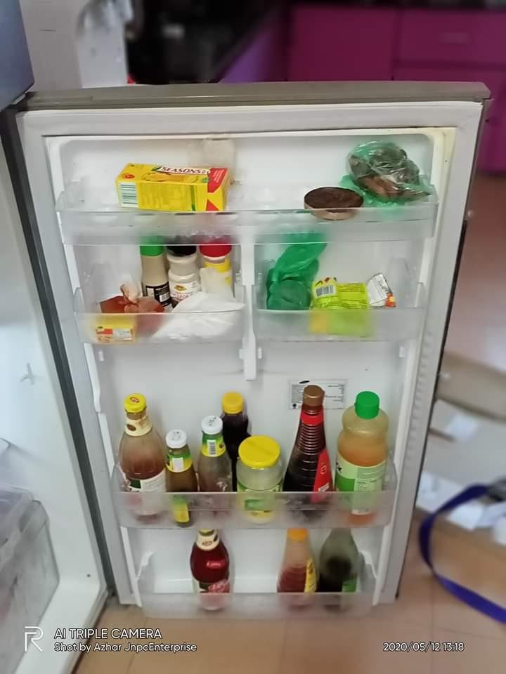 Menjual Getah Pintu Peti Sejuk Kitchen Appliances On Carousell