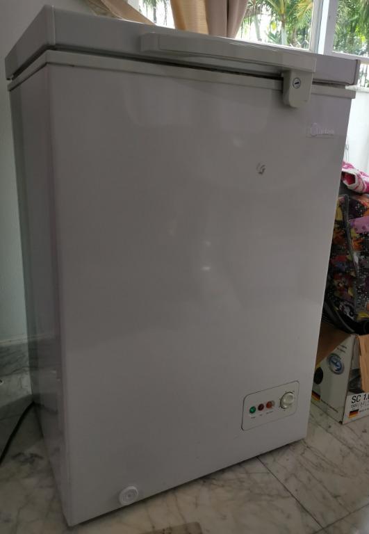 Midea Chest Freezer (99L capacity), Home Appliances, Kitchenware on