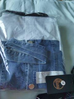 (Category: ) located in . Submitted by b_lil (Listing ID 1012974896, Image 1). Description: .