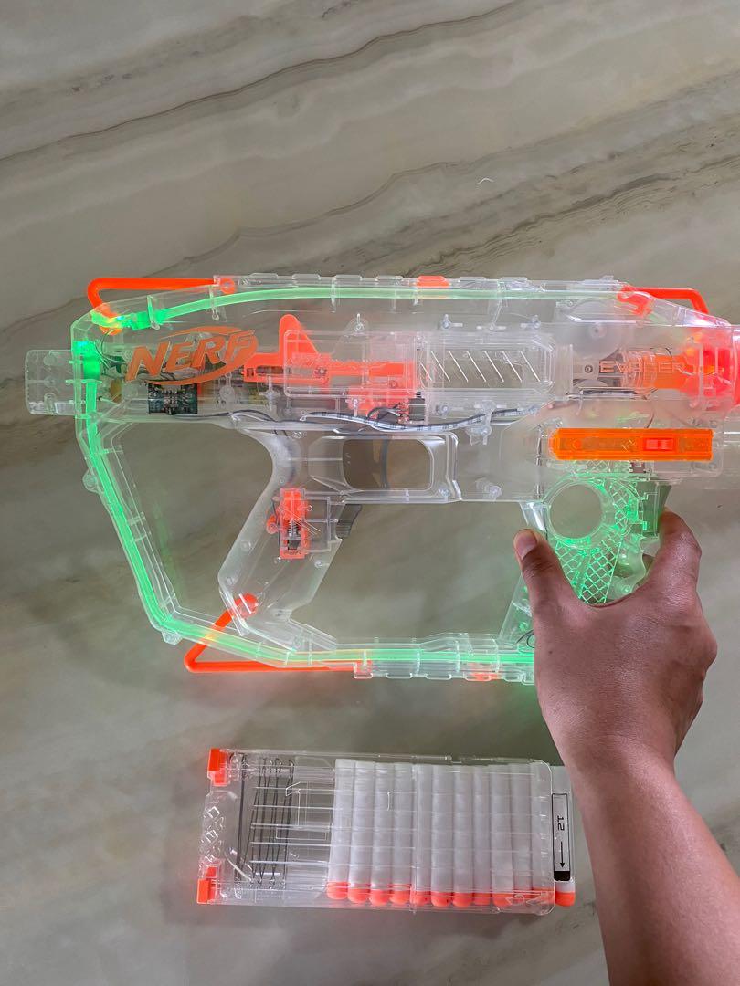 Nerf Evader (Category: Action & Battle Toys) located in Kuala Lumpur. Submitted by khairullmassitah (Listing ID 1012945861, Image 2). Description: sekali dengan peluru macam baru beli main sekejap je berfungsi dengan sangat baik.