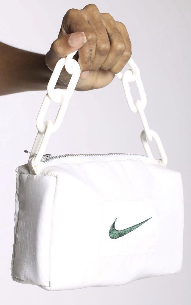 NIKE Frankie Collective Vintage Reworked Hobo Bag, Women's Fashion, Bags &  Wallets, Cross-body Bags on Carousell