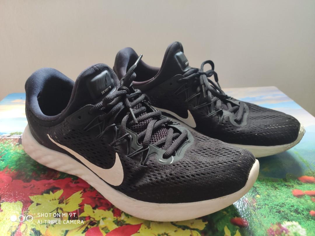 Nike lunar skyelux store