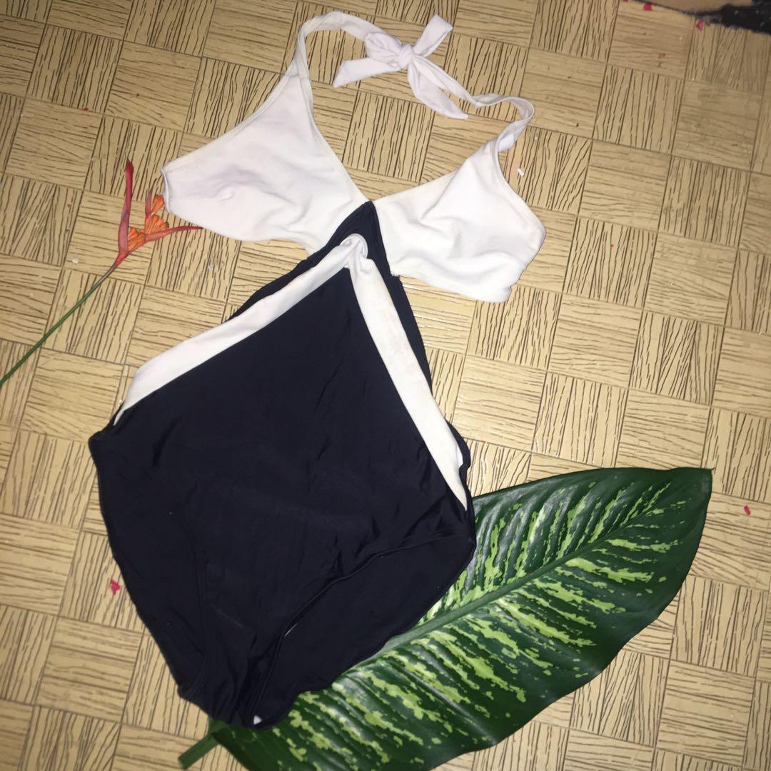 One piece bikini black and white swimsuit, Women's Fashion, Swimwear