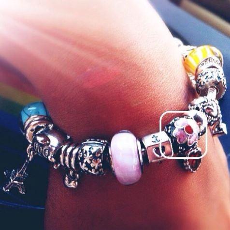 Pandora Enamel Daisy Charm in Red Pink Limited Edition