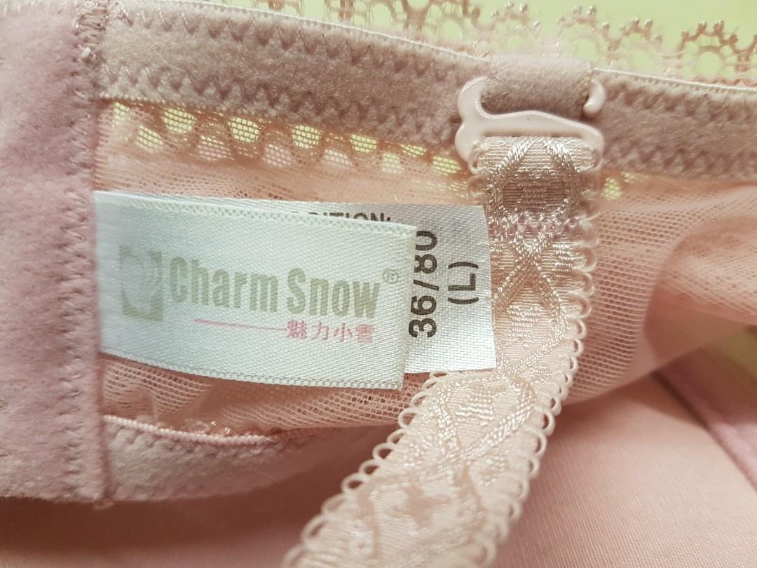Pink lace push up bra （分類：襯衫）位於 Hong Kong。 由 connieho.ho 提交（商品編號 1013062472，圖片 2）。簡介： Sample stock 36 80。