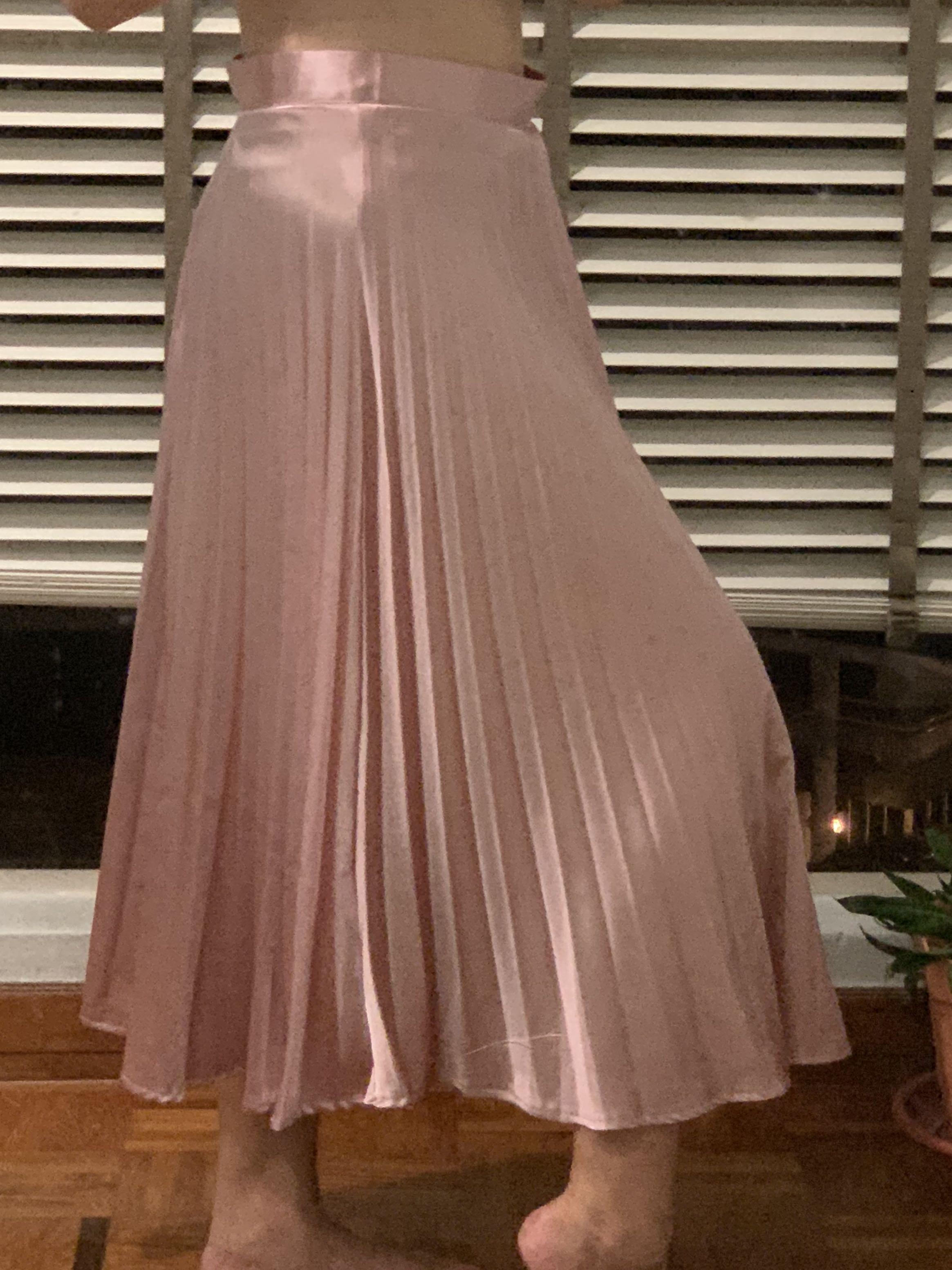 Pink pleated hot sale skirt plt