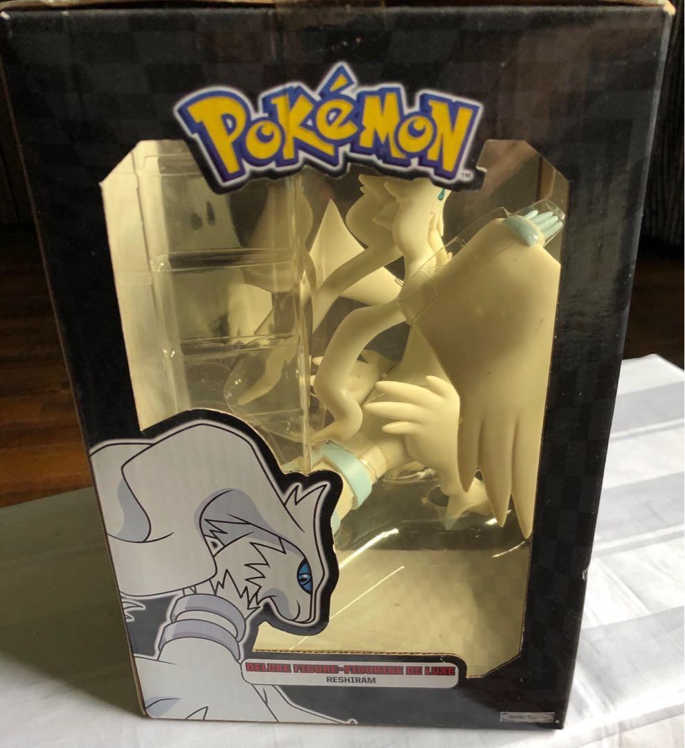 Reshiram Pelúcia Pokémon Licenciada Dragão Lendário 30cm em