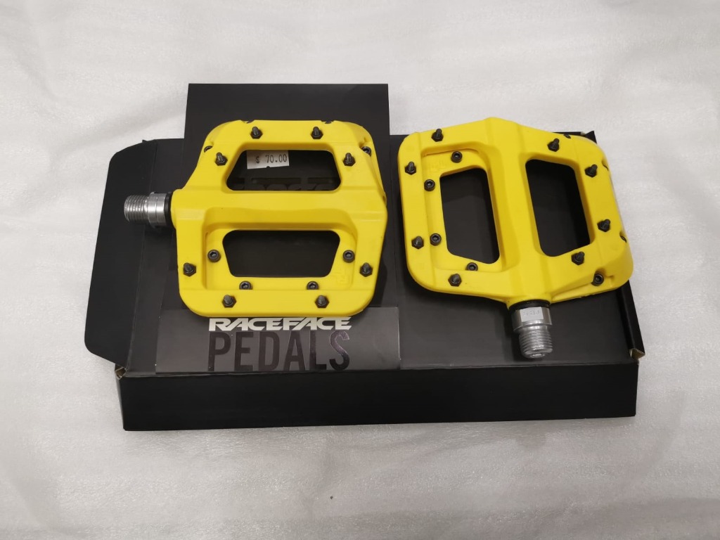 yellow mtb pedals