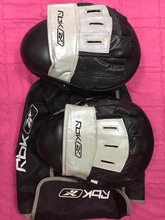 Reebok boxing best sale headgear