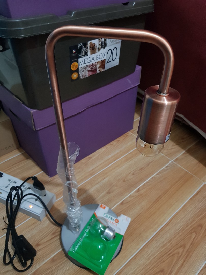 rose gold desk lamp