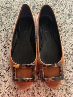 RV inspired flats US7