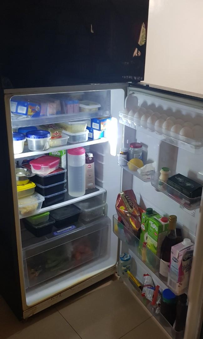 Samsung Refrigerator (with Defect) (Category: Refrigerators and Freezers) located in Makati City. Submitted by jiks_b (Listing ID 1013016009, Image 3). Description: Samsung Ref 13CF Model: 45TSGL Defect/Issue: switches off after few seconds of opening For Pickup only: Sta. Rosa, Laguna Also accepts transportify/lalamove.