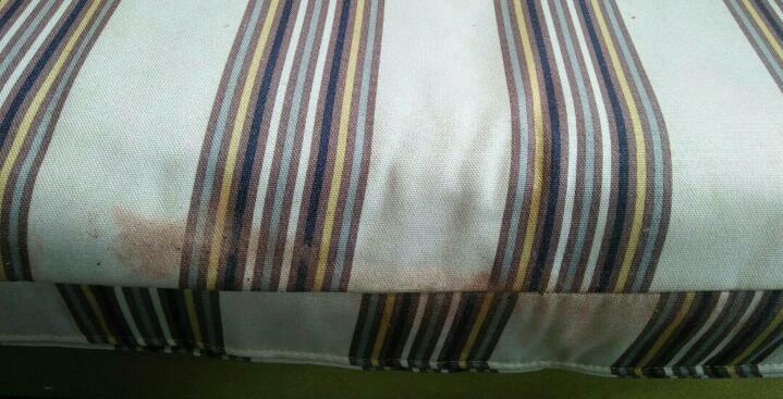 Sofa (Category: Sofas) located in Subang Jaya. Submitted by abangmovers77 (Listing ID 1013052579, Image 3). Description: Ws saya 0139028012 Self pickup only Area shah alam.