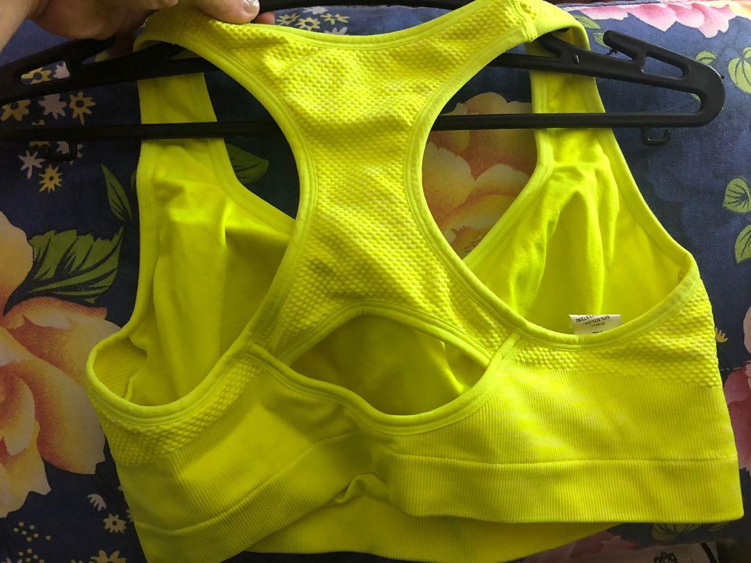 Sports bra bundle xl-3xl (Category: Activewear) located in Manila. Submitted by 1990sbbs (Listing ID 1013115888, Image 2). Description: 5 pcs sports bra im 3xl po.. Neon green pink and blue xl on tag. Peach and light blue 2xl on tag.. Used once bundle only! Im from bulacan lbc or jrs lng po ang shipping dahil po sa ecq mwf lang po kmi pwede pumunta sa bayan or sa city nmin. Payment tru g cash.