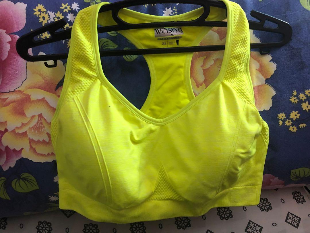 Sports bra bundle xl-3xl (Category: Activewear) located in Manila. Submitted by 1990sbbs (Listing ID 1013115888, Image 1). Description: 5 pcs sports bra im 3xl po.. Neon green pink and blue xl on tag. Peach and light blue 2xl on tag.. Used once bundle only! Im from bulacan lbc or jrs lng po ang shipping dahil po sa ecq mwf lang po kmi pwede pumunta sa bayan or sa city nmin. Payment tru g cash.