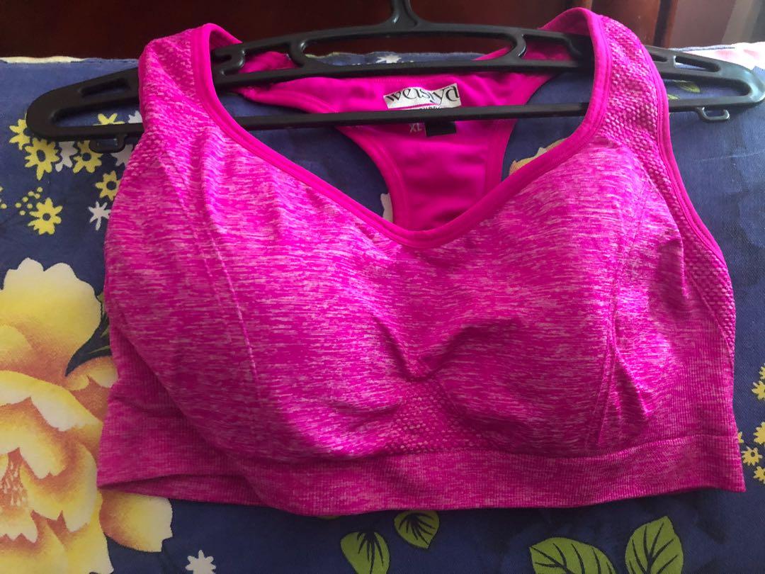 Sports bra bundle xl-3xl (Category: Activewear) located in Manila. Submitted by 1990sbbs (Listing ID 1013115888, Image 3). Description: 5 pcs sports bra im 3xl po.. Neon green pink and blue xl on tag. Peach and light blue 2xl on tag.. Used once bundle only! Im from bulacan lbc or jrs lng po ang shipping dahil po sa ecq mwf lang po kmi pwede pumunta sa bayan or sa city nmin. Payment tru g cash.