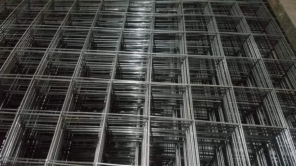 STEEL MATTING 2''x2" or 4"x4" 3mm Thickness, Commercial & Industrial