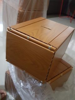 (Category: ) located in . Submitted by cool_finds (Listing ID 1013125084, Image 1). Description: .