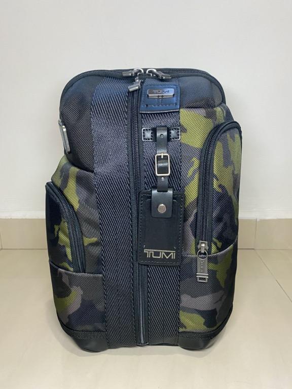 Tumi sling bag camouflage top