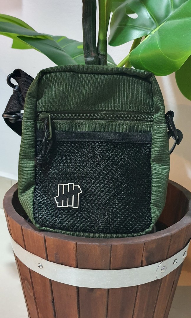Undefeated hot sale sling bag