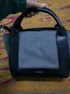 (Category: ) located in . Submitted by shop.withnadia (Listing ID 1013107601, Image 1). Description: .