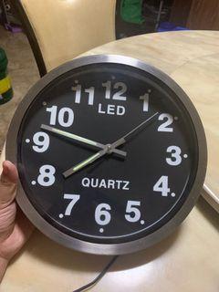 Wall clock with led lights