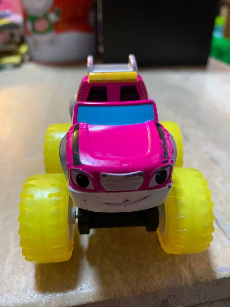 blaze and the monster machines watts toy