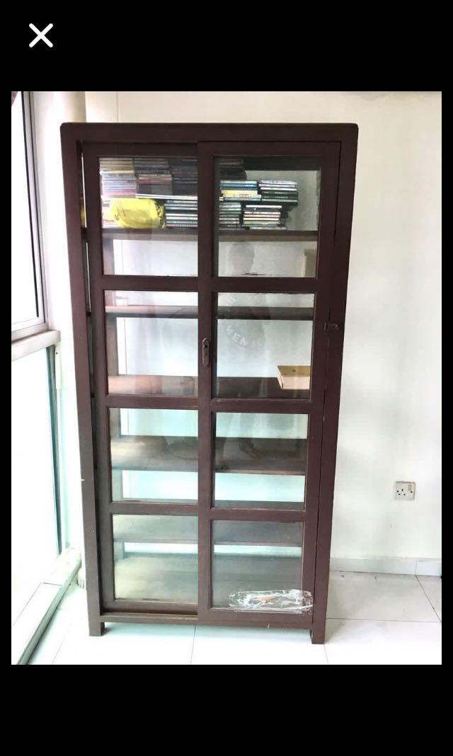 Vintage 60years old glass display Hobbies & Toys, Memorabilia