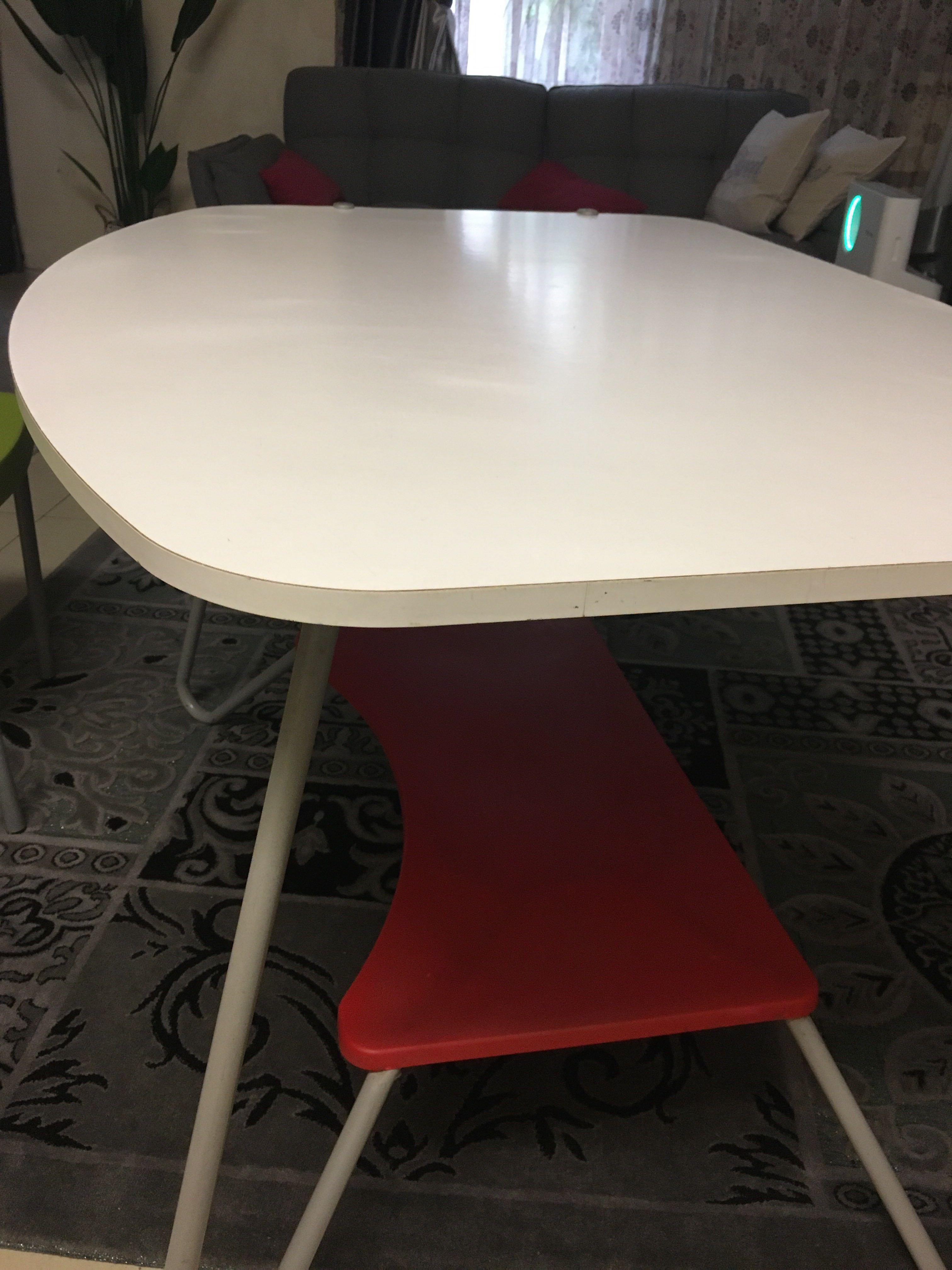 Ikea shop klas desk