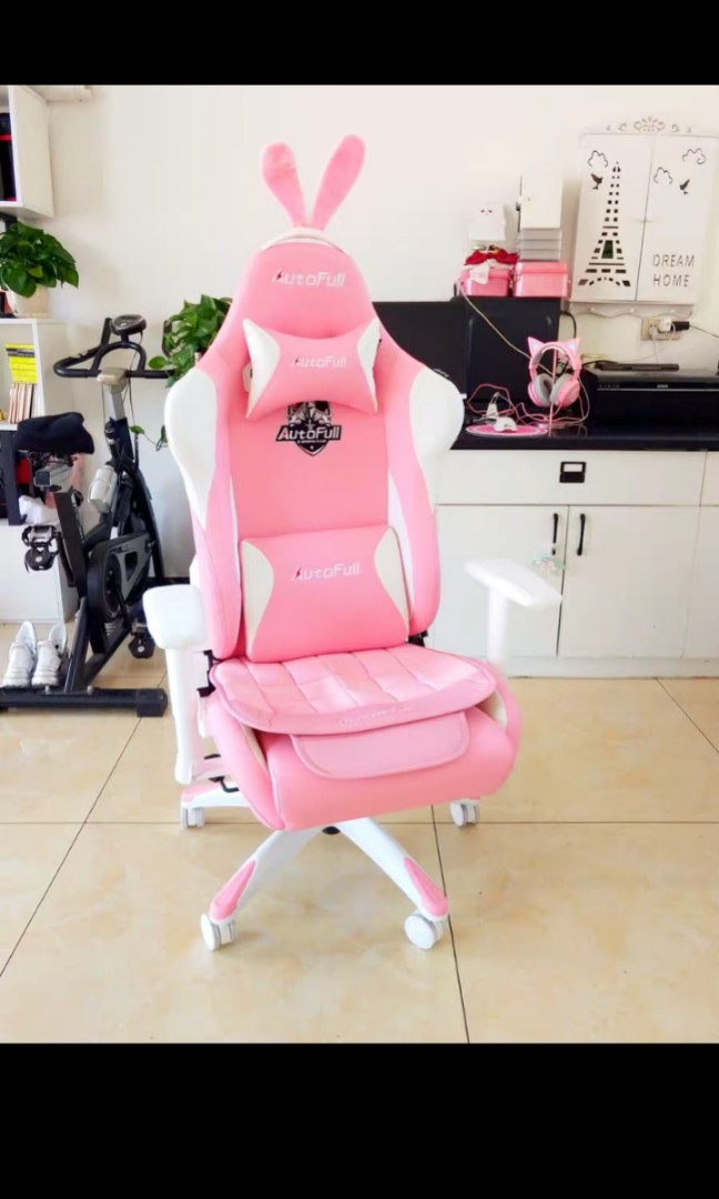 Autofull gaming chair (bunny pink), Furniture & Home