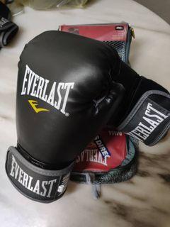BOXING GLOVE