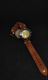 (Category: ) located in . Submitted by tropicotime (Listing ID 1013371066, Image 1). Description: .