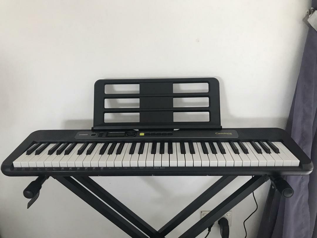 Casio Light Up Keyboard LK S250 (including stand , bag and sheet rest