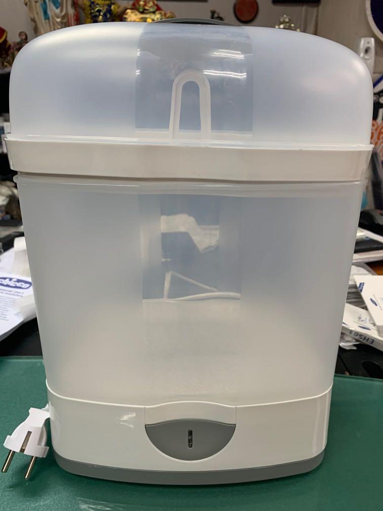 Chicco Steril Natural 2 in1 (Category: Weaning & Toddler Feeding) located in Pasay City. Submitted by ayinong168 (Listing ID 1013296048, Image 2). Description: Item is still in box , never been used, still in excellent condition pm for inquiries.