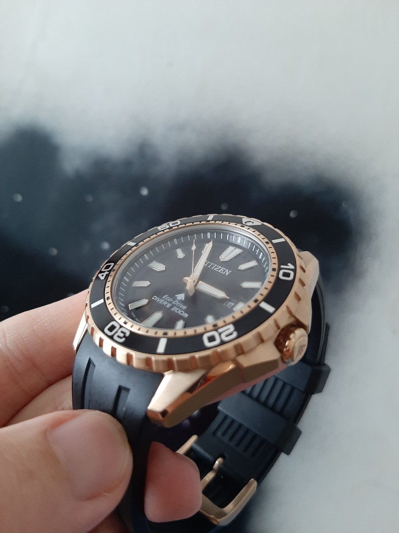 Citizen black sale gold watch
