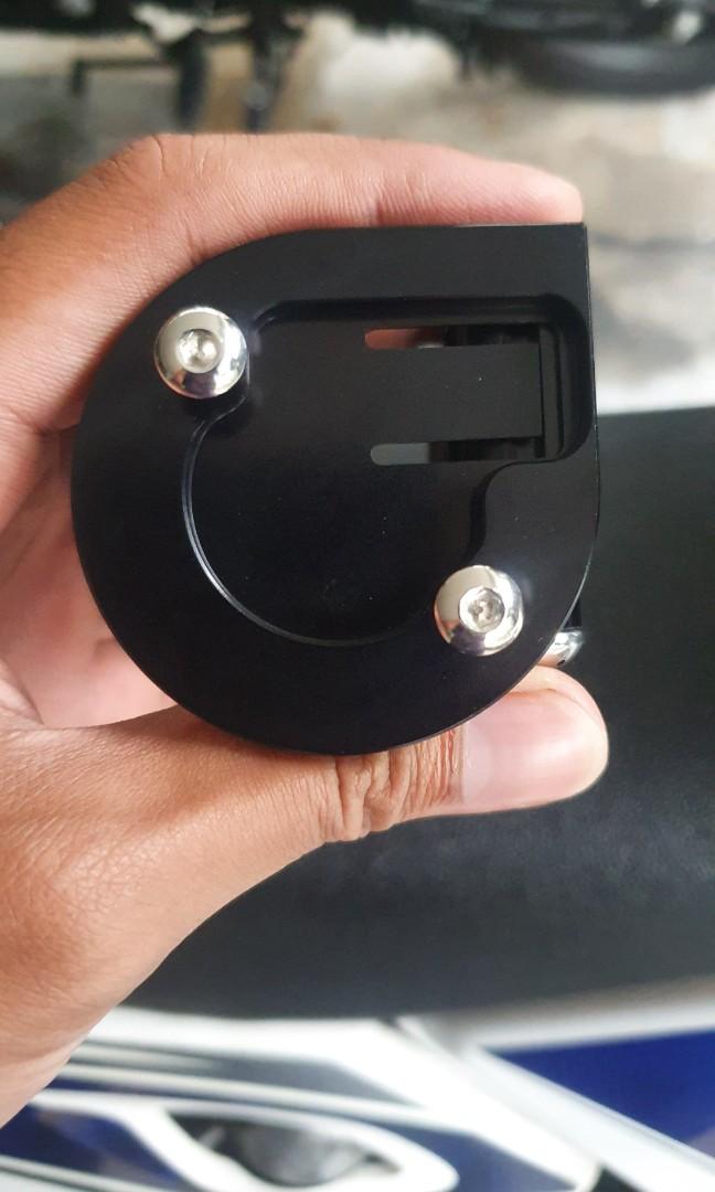 Cnc Zelioni black luggage hook, Motorcycles, Motorcycle Accessories on