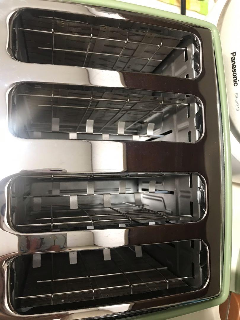 DELONGHI Icona Vintage CTOV4003GR 4Slice Toaster Olive Green, TV