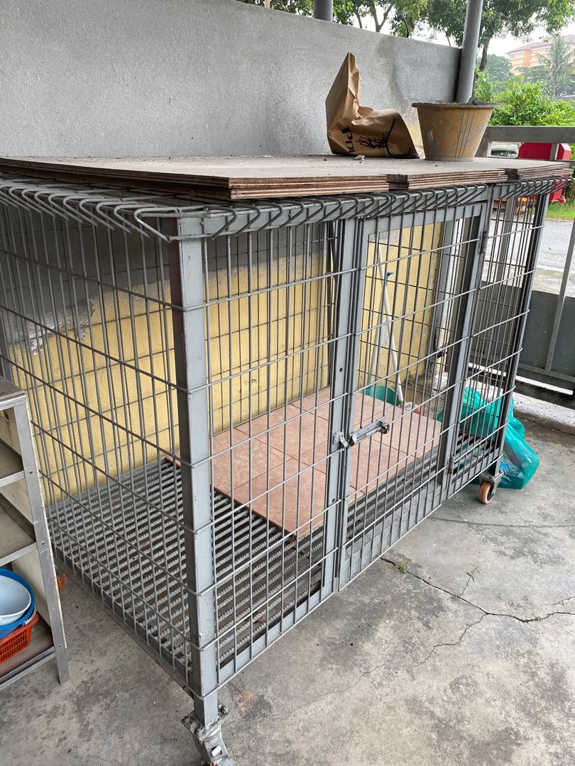 Simple dog hotsell cage design