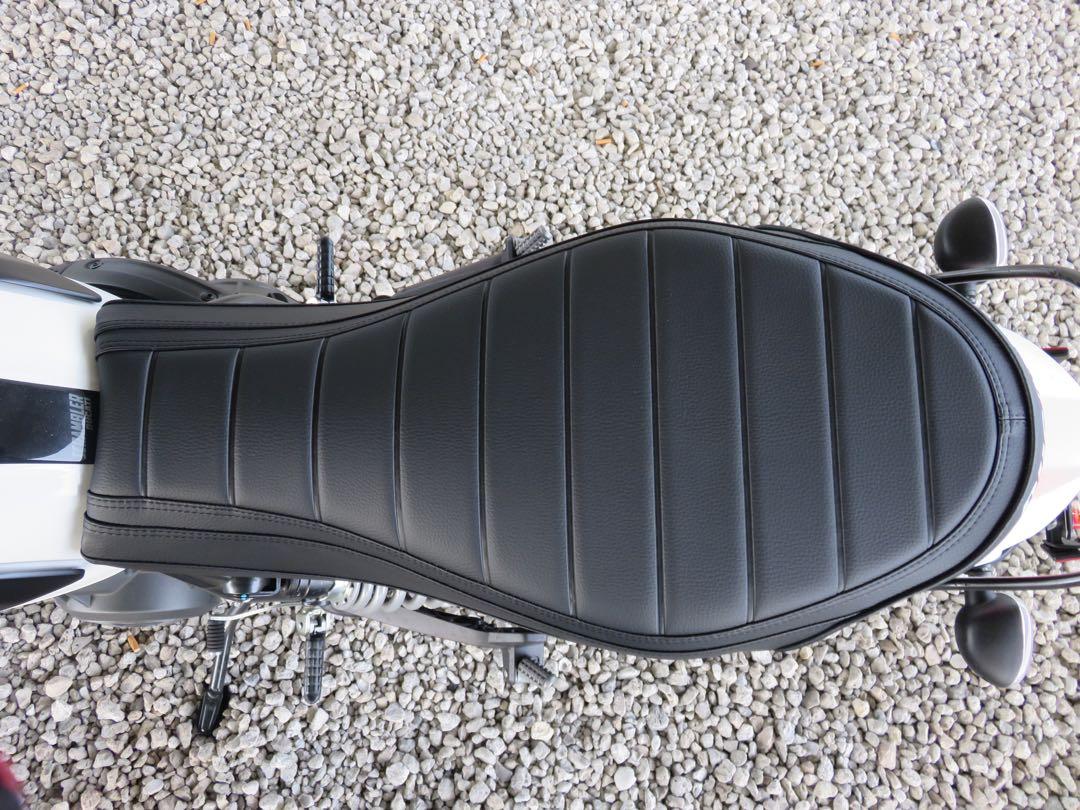 Ducati Scrambler comfort seat 25mm higher Product no. 96880221A