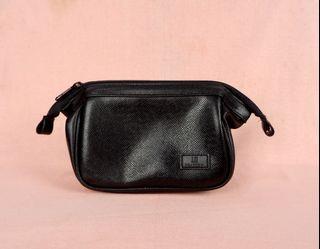 Dunhill pouch