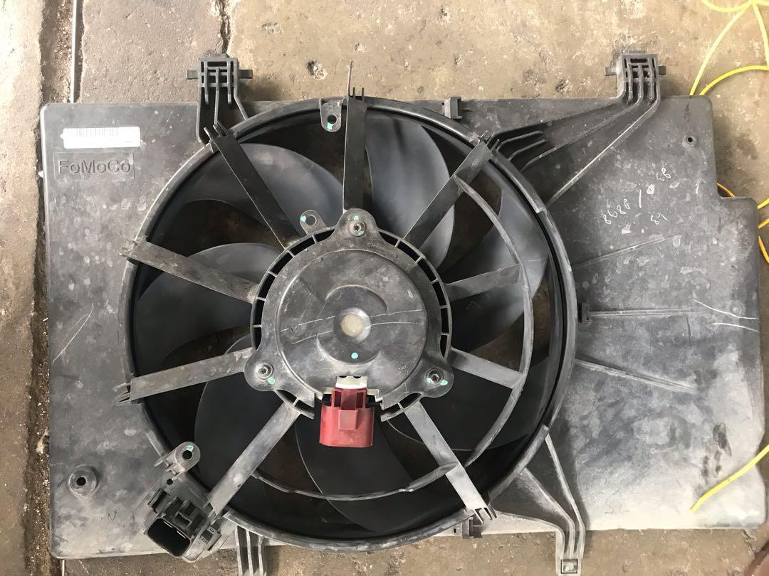 Ford Fiesta Radiator Fan 9/10, Auto Accessories on Carousell