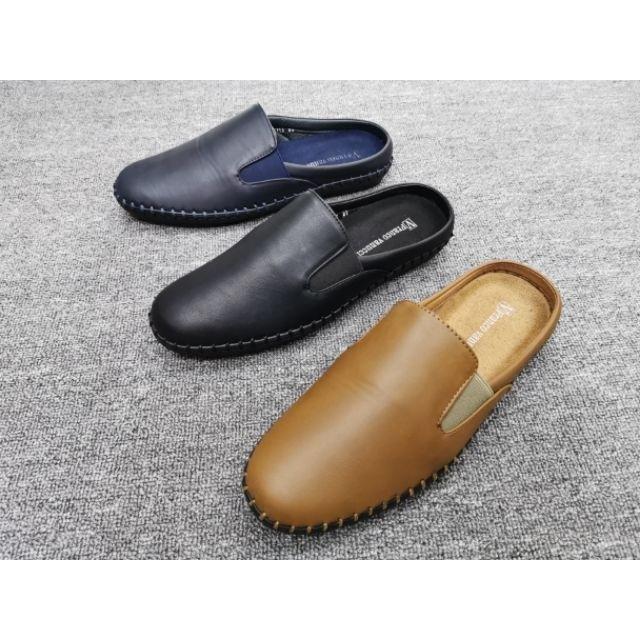 Footwear, Slippers \u0026 Slides on Carousell