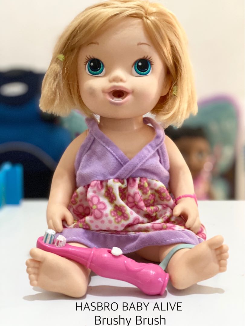 Hasbro baby 2025 alive brushy brushy