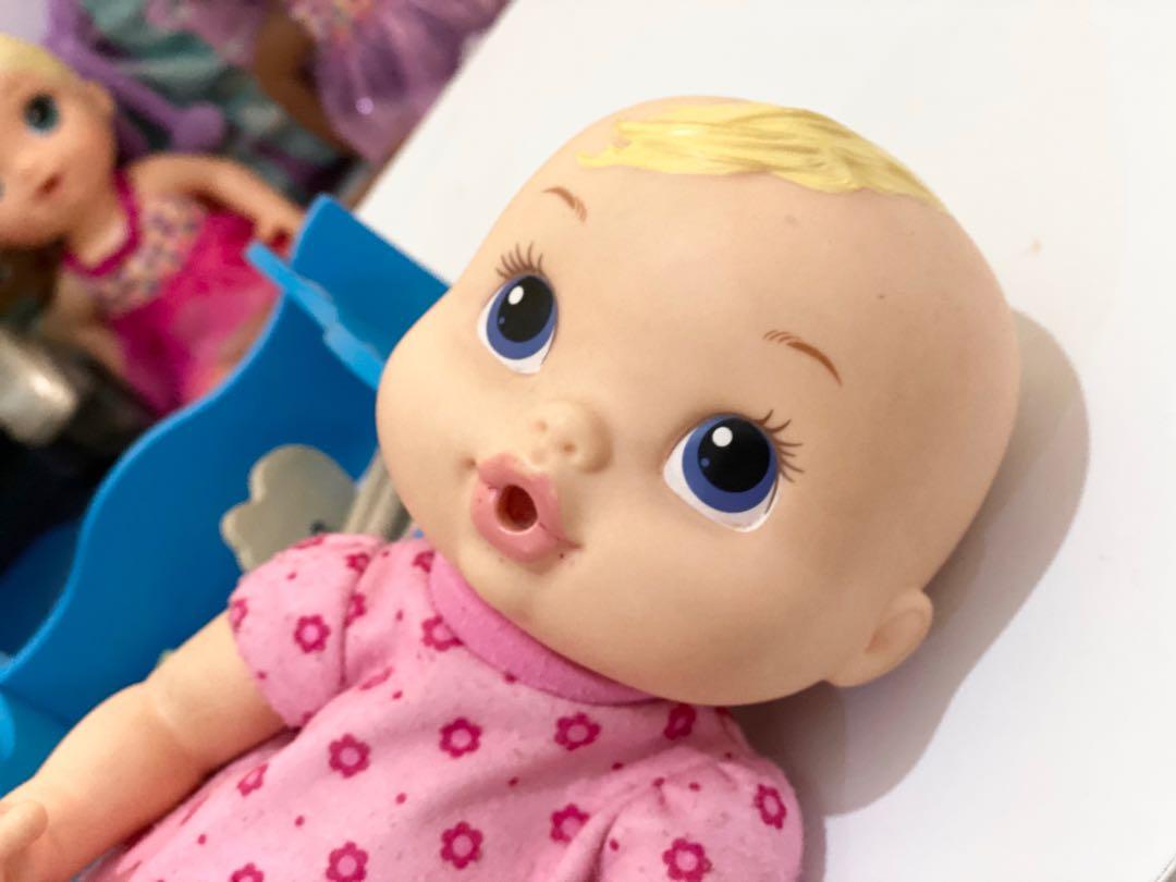 Baby alive luv n deals snuggle accessories