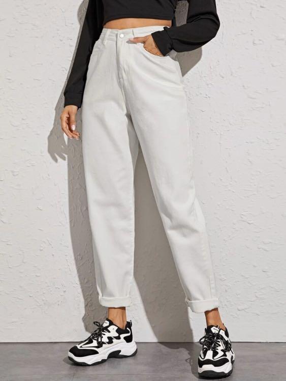 white mom pants